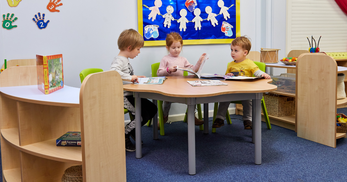 Children's classroom clearance tables and chairs