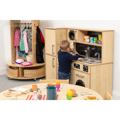 Classic All in One Kitchen - Image 2